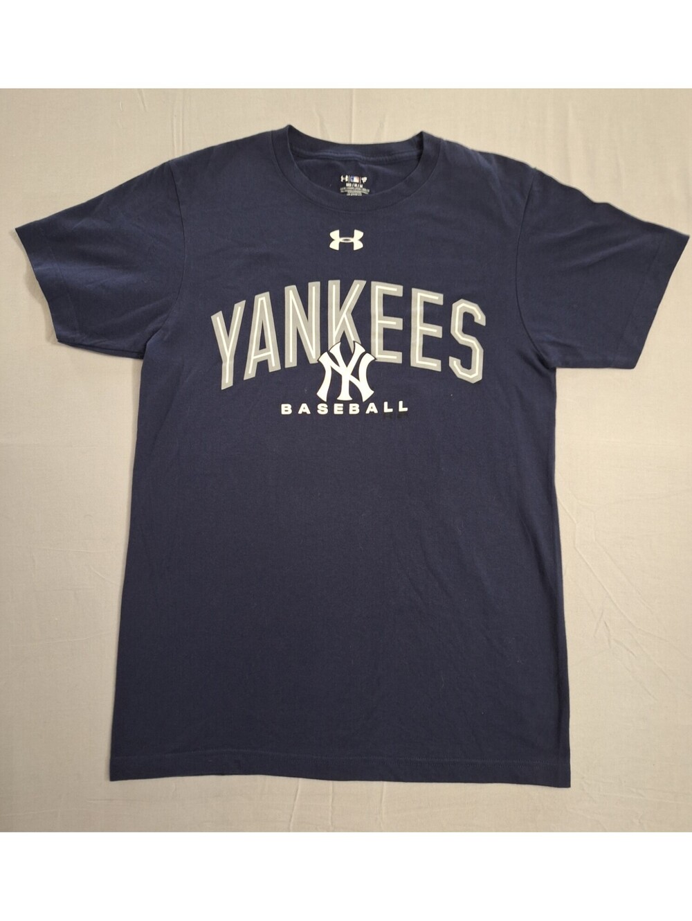 New York Yankees MLB T Shirt Size Medium Stadium Team Gear EUC